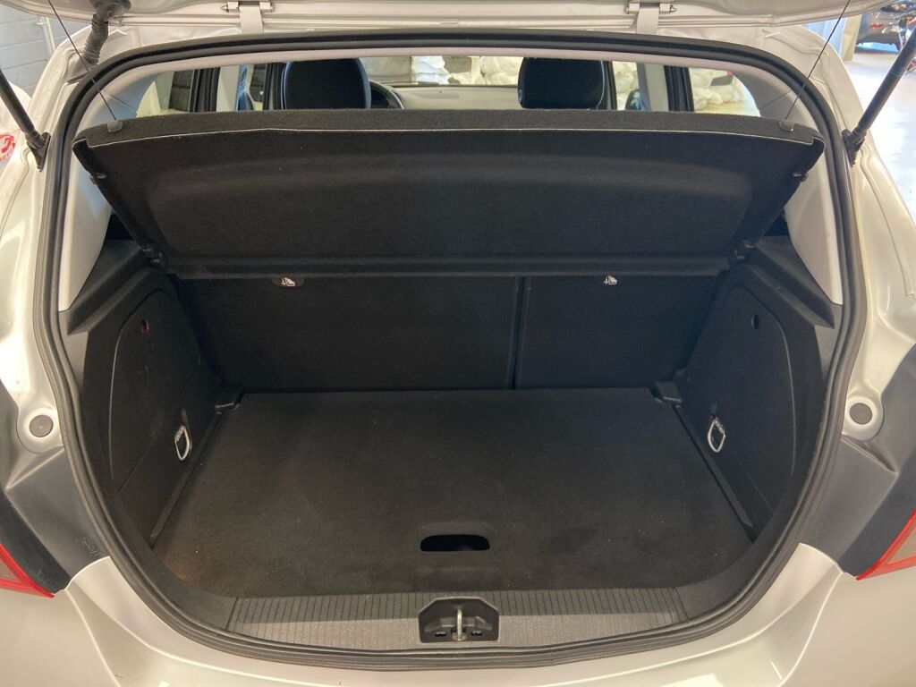 Opel Corsa 2019 Hopea