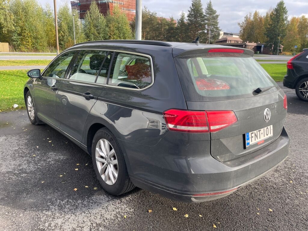 Volkswagen Passat 2019 Harmaa