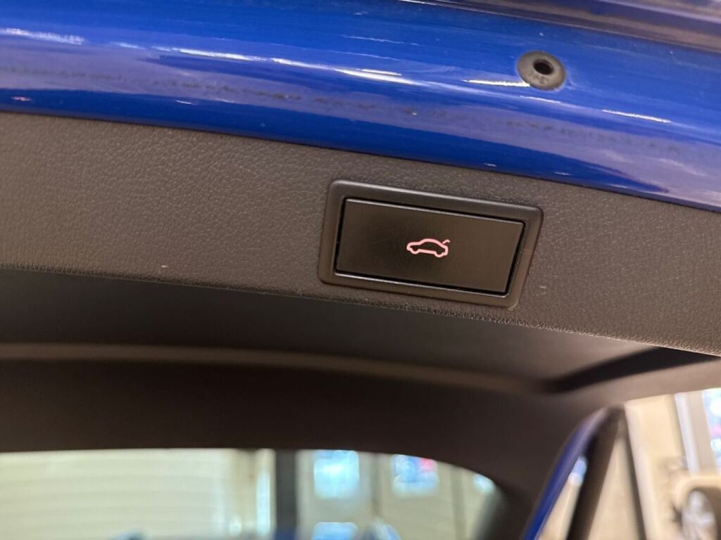 Skoda Octavia 2019 Sininen