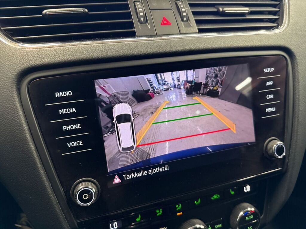 Skoda Octavia 2019 Sininen