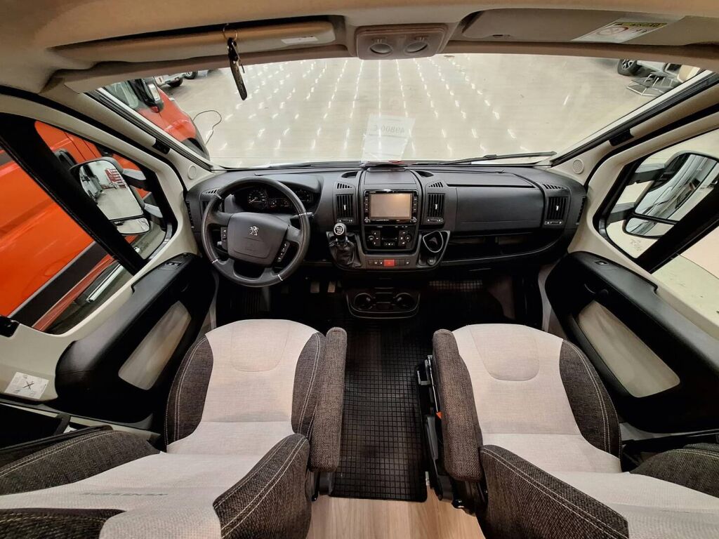 Weinsberg Caracompact 2019 Valkoinen