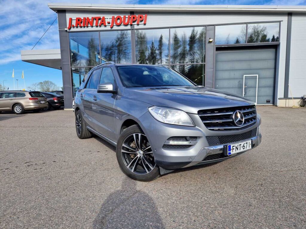 Mercedes-Benz ML 2012 Harmaa