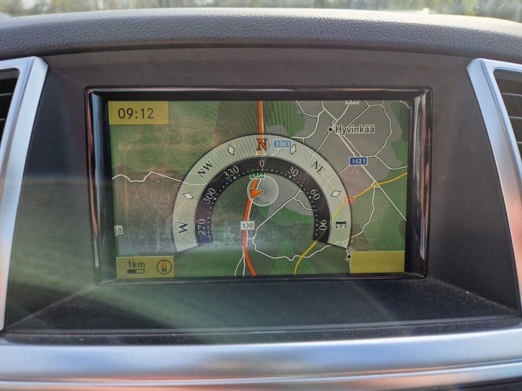 Mercedes-Benz ML 2012 Harmaa