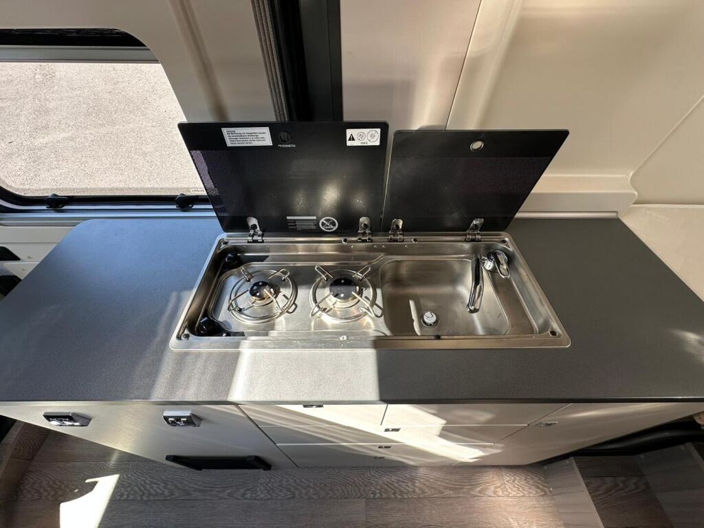 Hobby Ontour K65 ET VAN 640 2019 Valkoinen