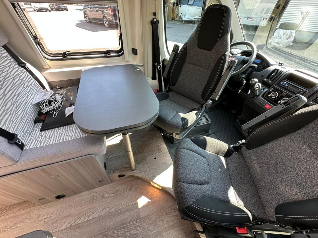 Hobby Ontour K65 ET VAN 640 2019 Valkoinen