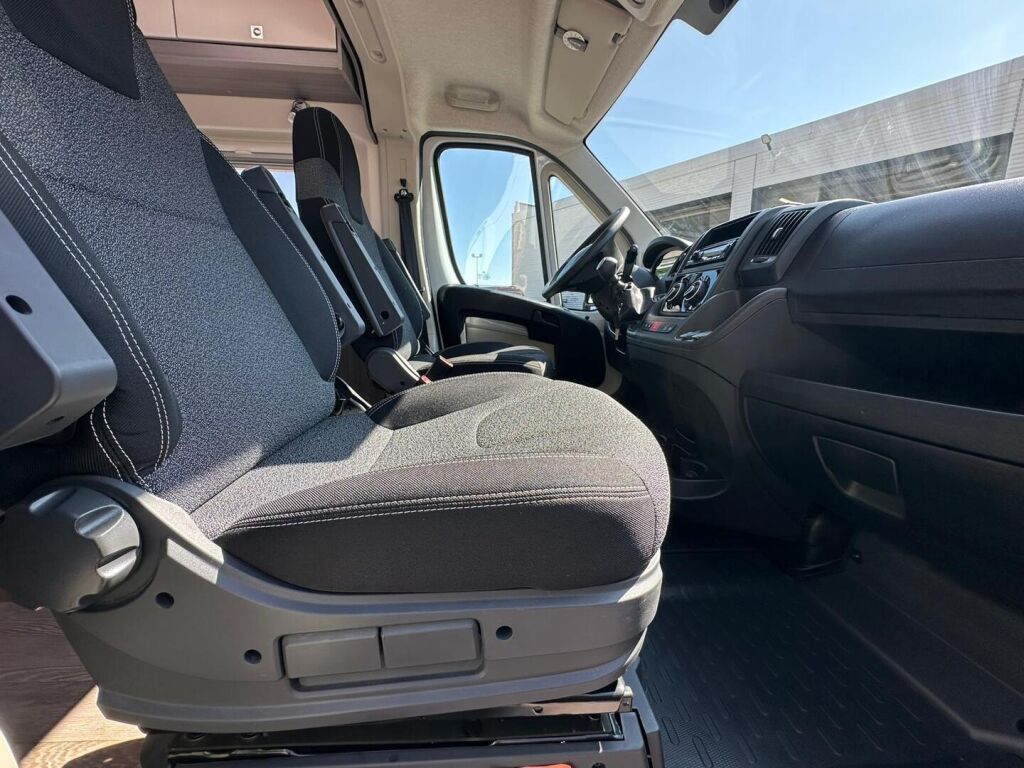 Hobby Ontour K65 ET VAN 640 2019 Valkoinen