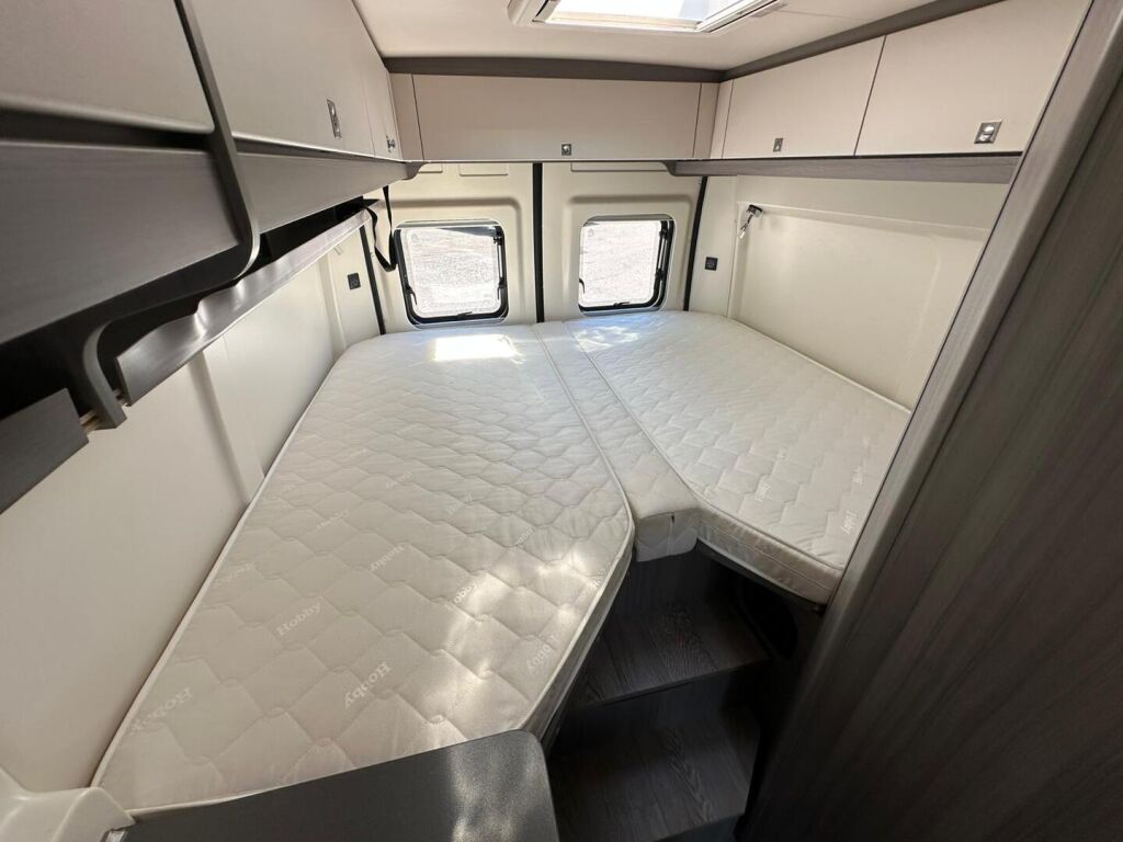 Hobby Ontour K65 ET VAN 640 2019 Valkoinen