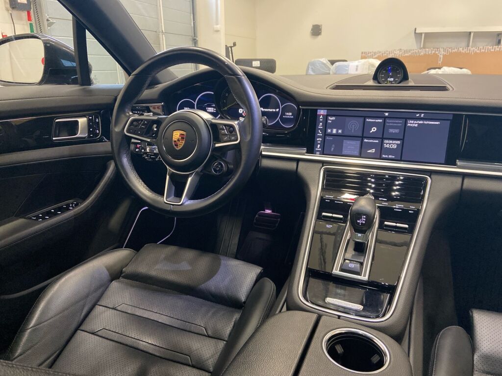Porsche Panamera 2019 Harmaa