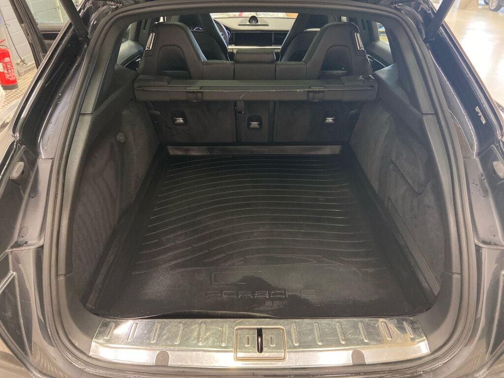 Porsche Panamera 2019 Harmaa