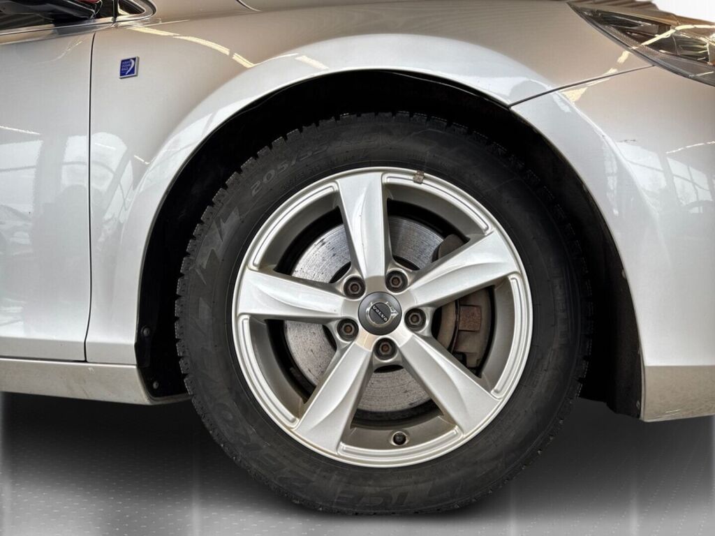 Volvo V40 2016 Metallinhohto Hopea