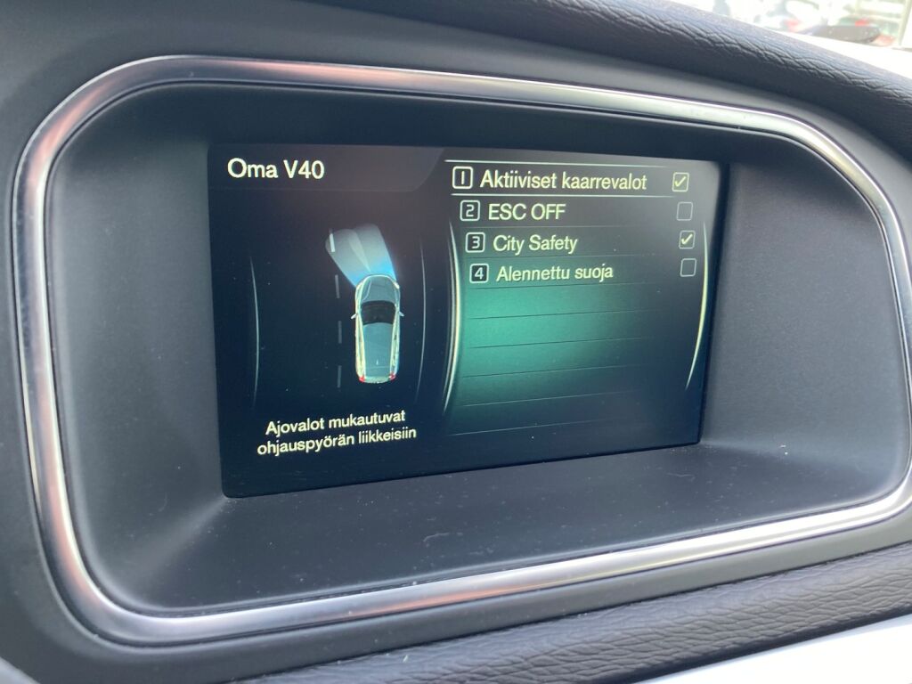 Volvo V40 2016 Metallinhohto Hopea