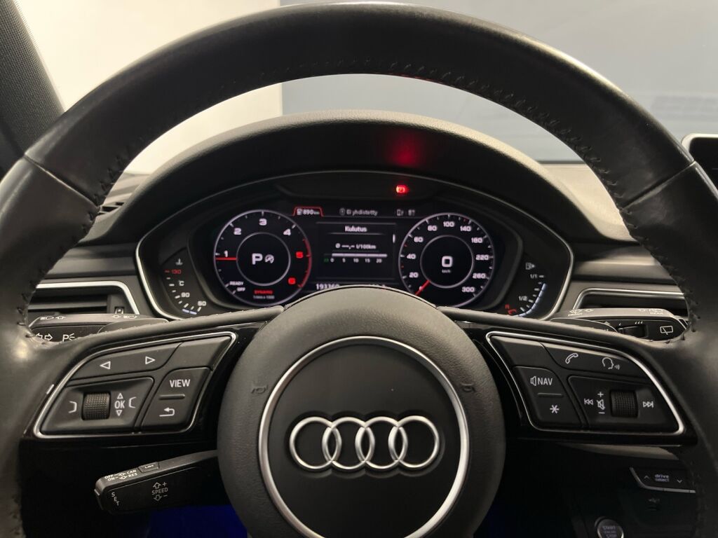 Audi A4 2019 Harmaa