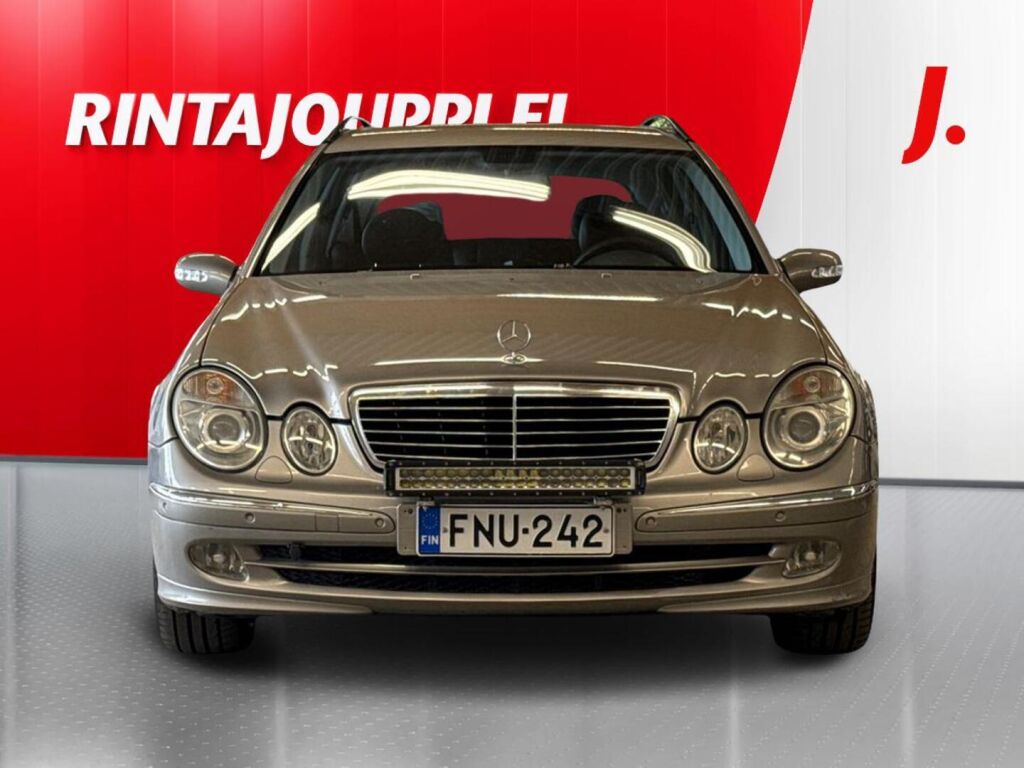Mercedes-Benz E 2003 Harmaa