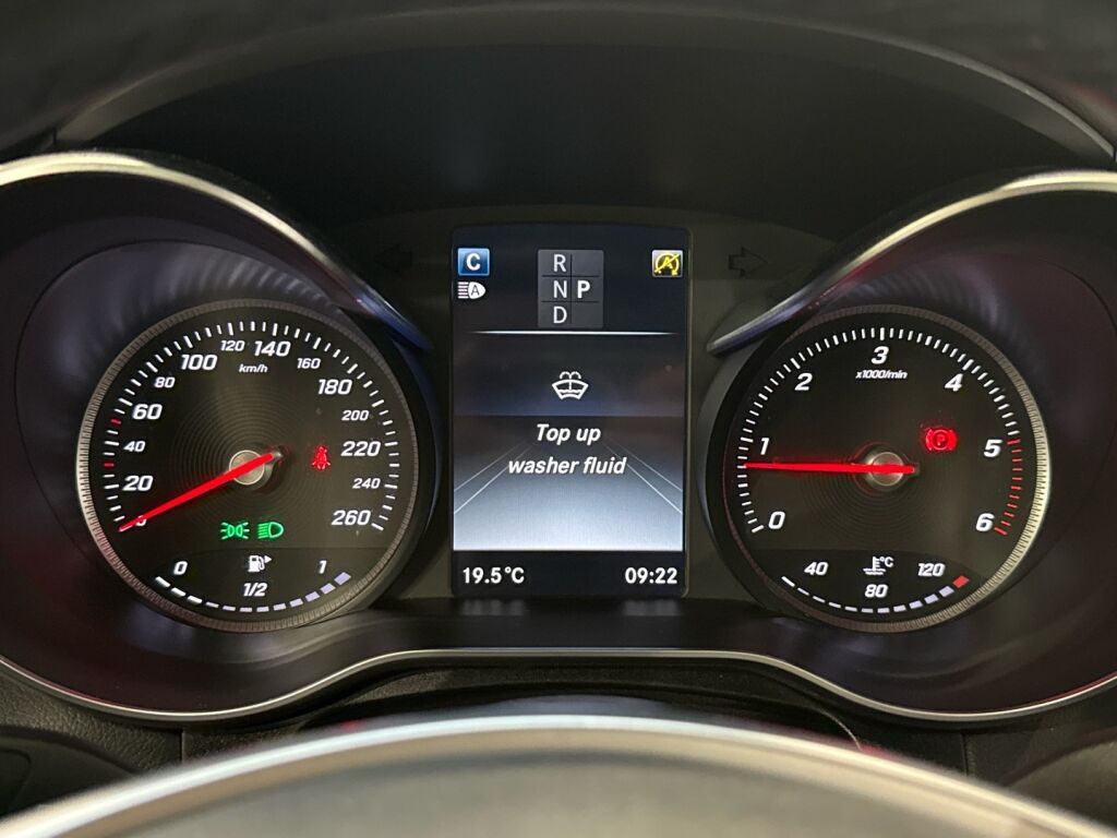 Mercedes-Benz GLC 2016 Valkoinen