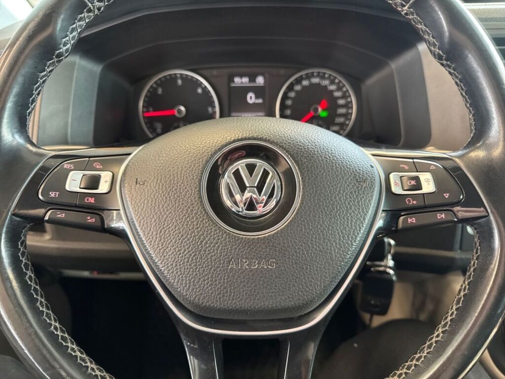 Volkswagen Transporter 2019 Valkoinen