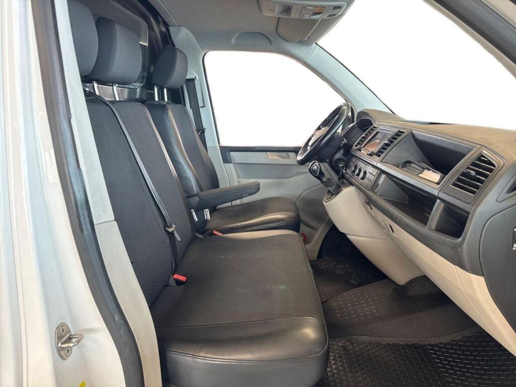 Volkswagen Transporter 2019 Valkoinen