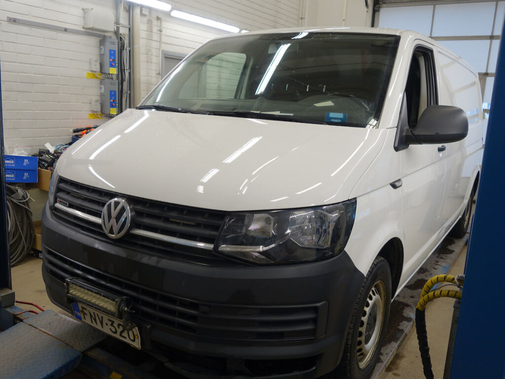 Volkswagen Transporter 2019 Valkoinen