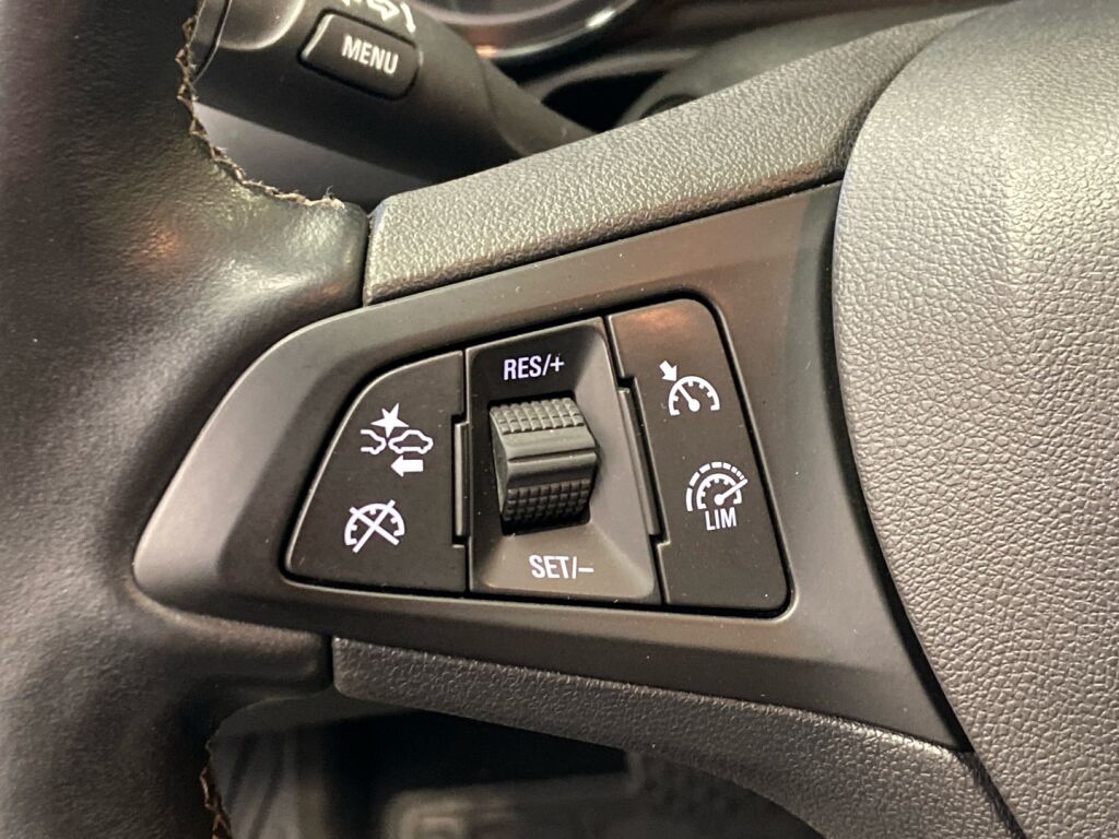 Opel Astra 2019 Hopea