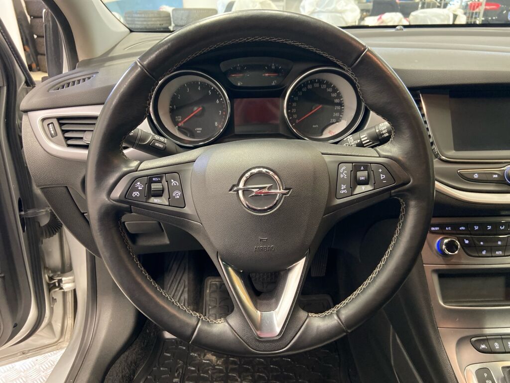 Opel Astra 2019 Hopea