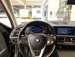 BMW 330 2019 Musta