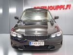 BMW 330 2019 Musta