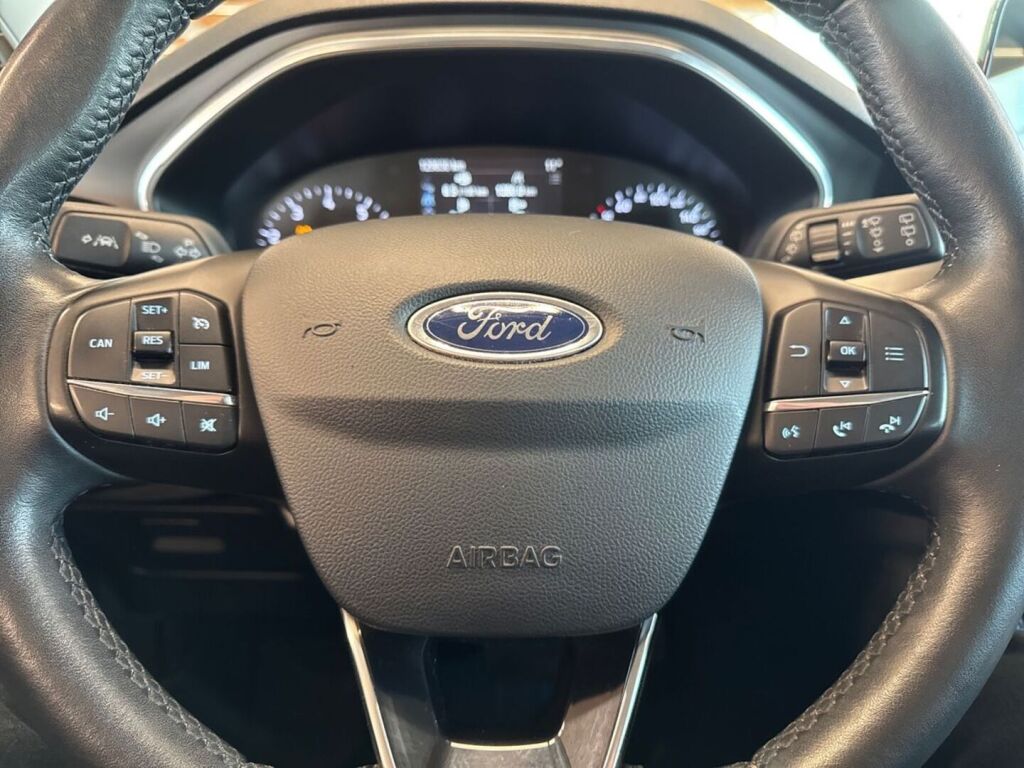 Ford Focus 2019 Metallinhohto Harmaa
