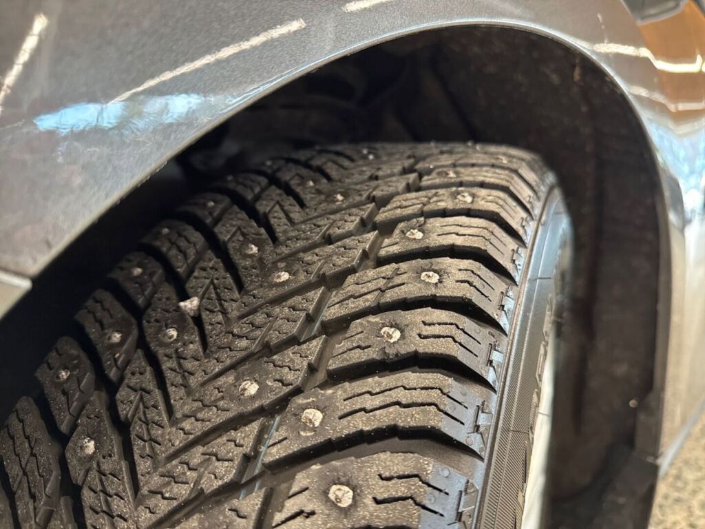 Ford Focus 2019 Metallinhohto Harmaa