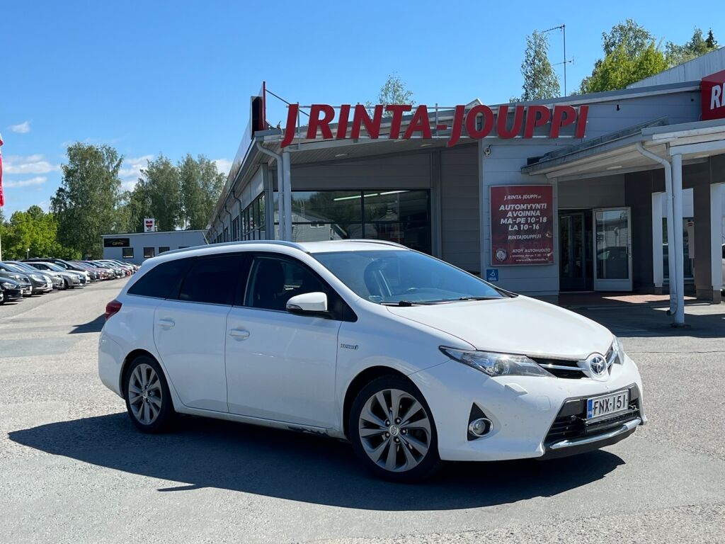 Toyota Auris 2014 Valkoinen