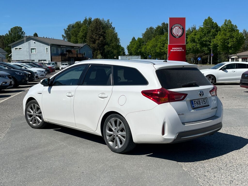 Toyota Auris 2014 Valkoinen