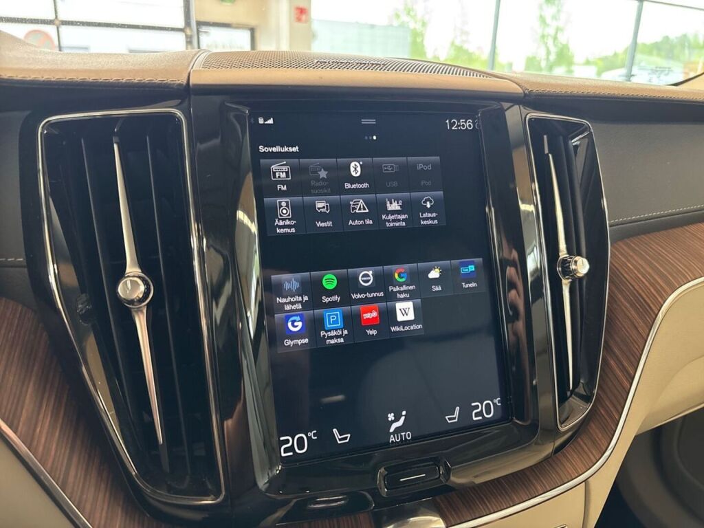 Volvo XC60 2019 Valkoinen