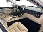 Volvo XC60 2019 Valkoinen