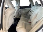 Volvo XC60 2019 Valkoinen