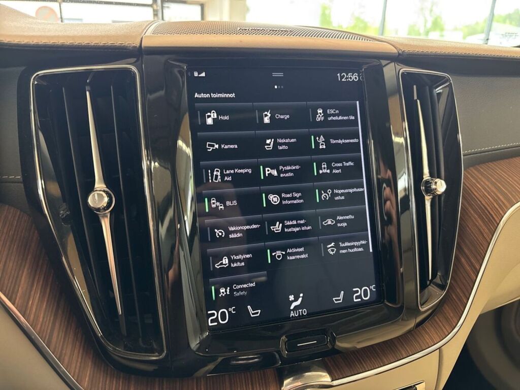 Volvo XC60 2019 Valkoinen