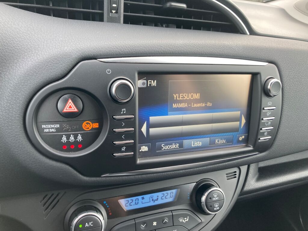 Toyota Yaris 2019 Musta