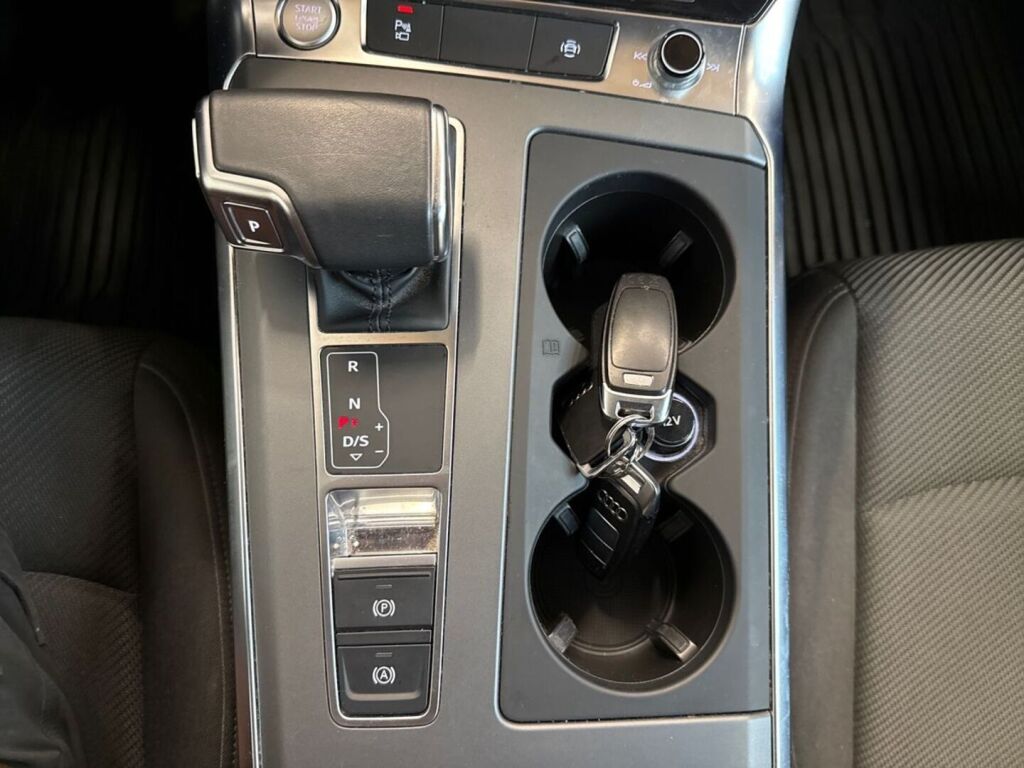 Audi A6 2019 Harmaa