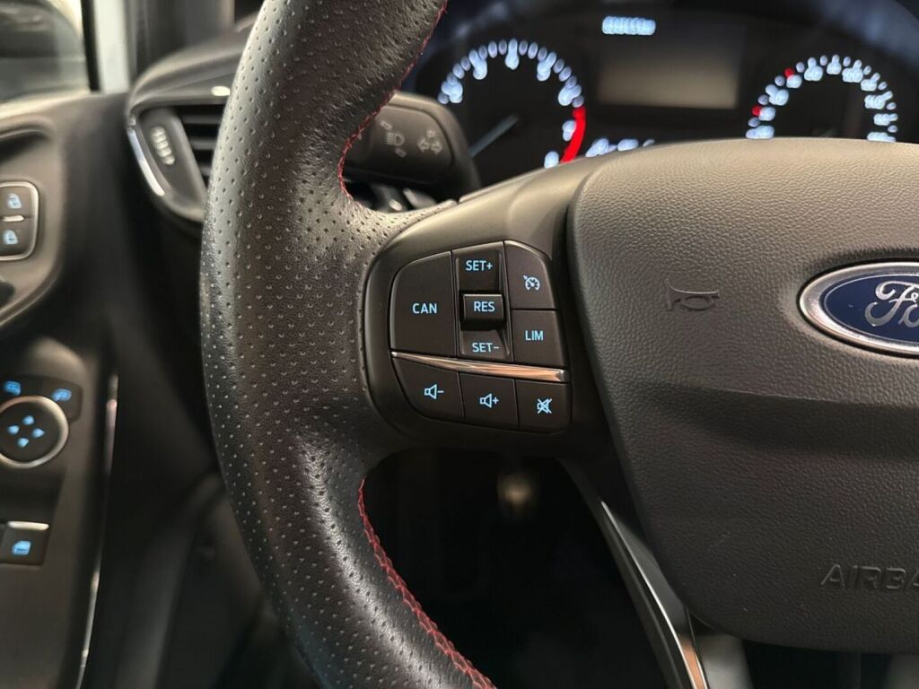Ford Fiesta 2019 Valkoinen