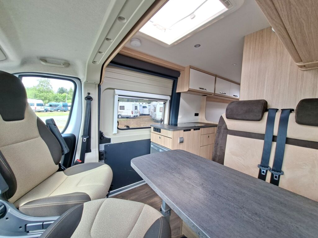 Roadcar R 640 2019 Harmaa