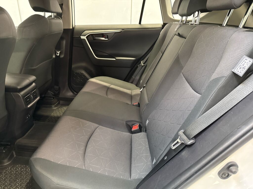 Toyota RAV4 2019 Valkoinen