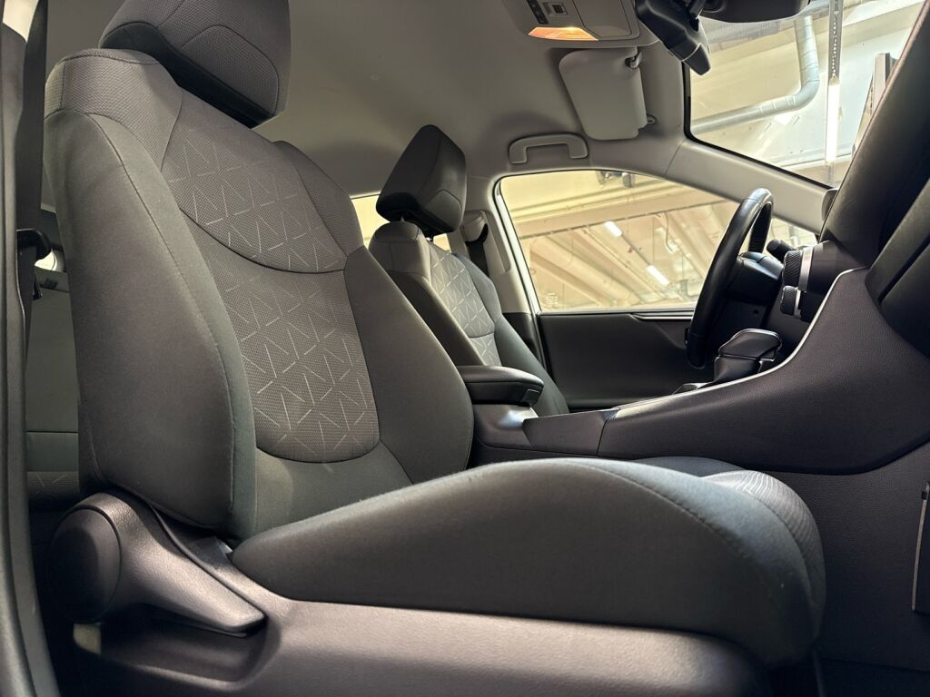 Toyota RAV4 2019 Valkoinen