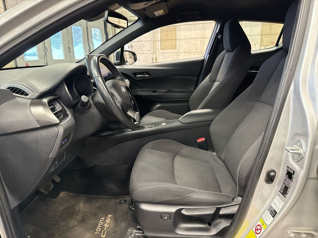 Toyota C-HR 2019 Hopea