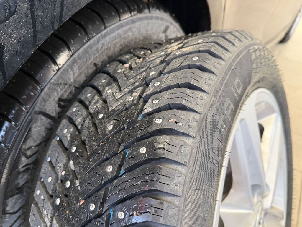 Toyota Corolla 2019 Musta