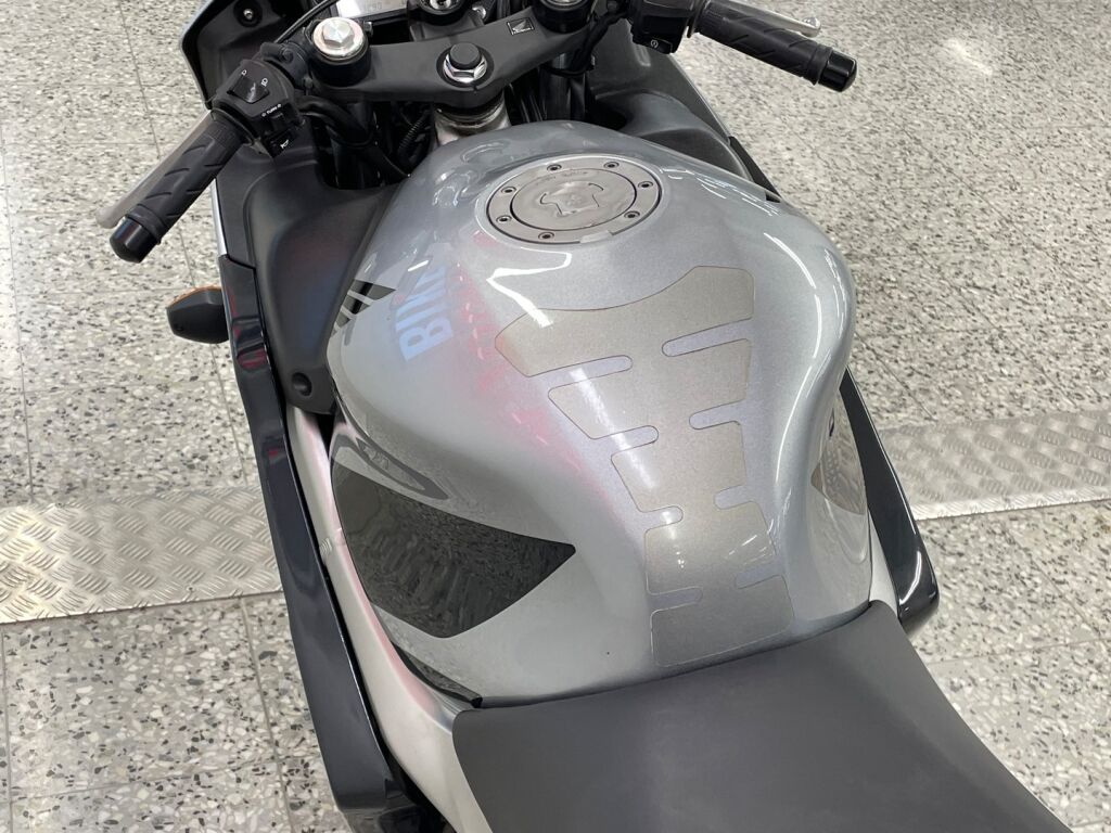 Honda CBR 2007 VIHREÄ