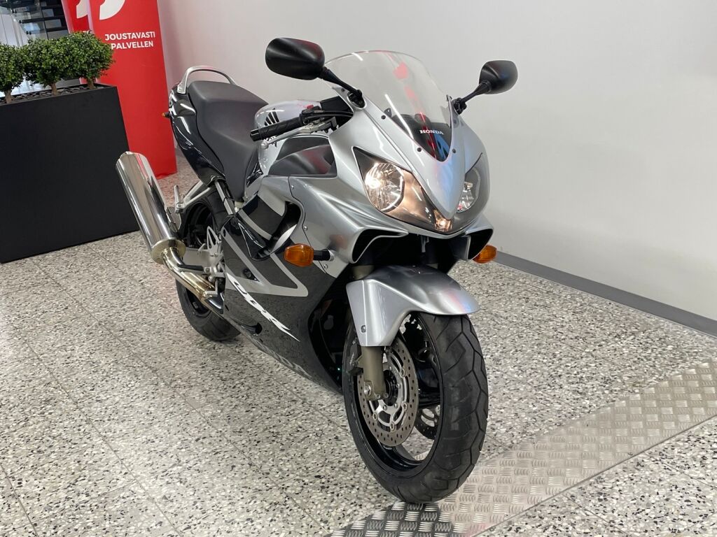 Honda CBR 2007 VIHREÄ