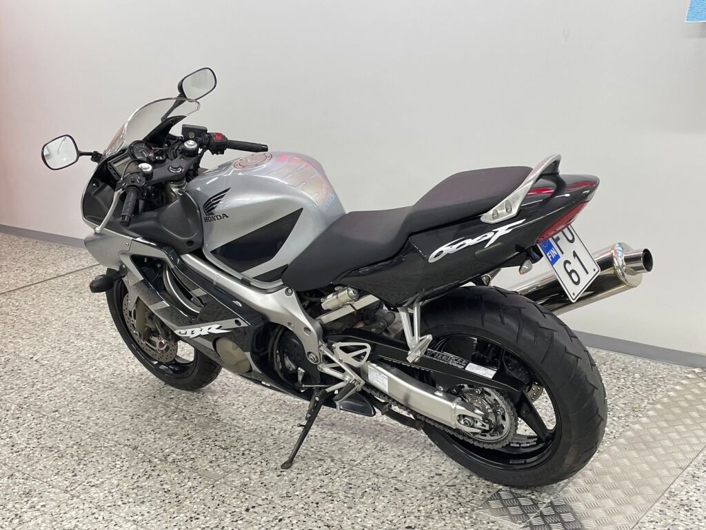 Honda CBR 2007 VIHREÄ
