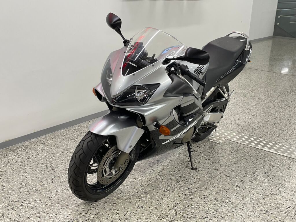 Honda CBR 2007 VIHREÄ