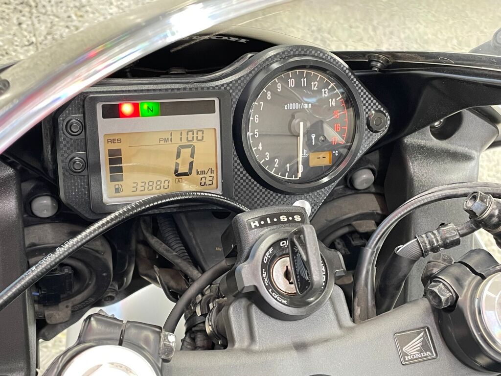 Honda CBR 2007 VIHREÄ