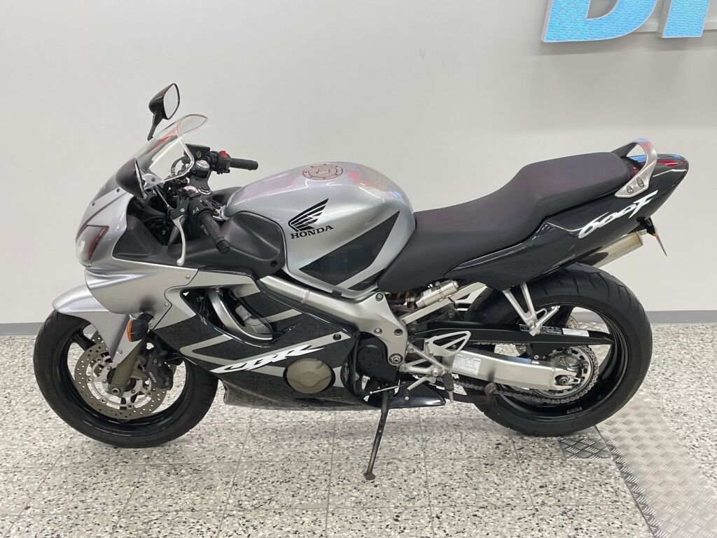 Honda CBR 2007 VIHREÄ