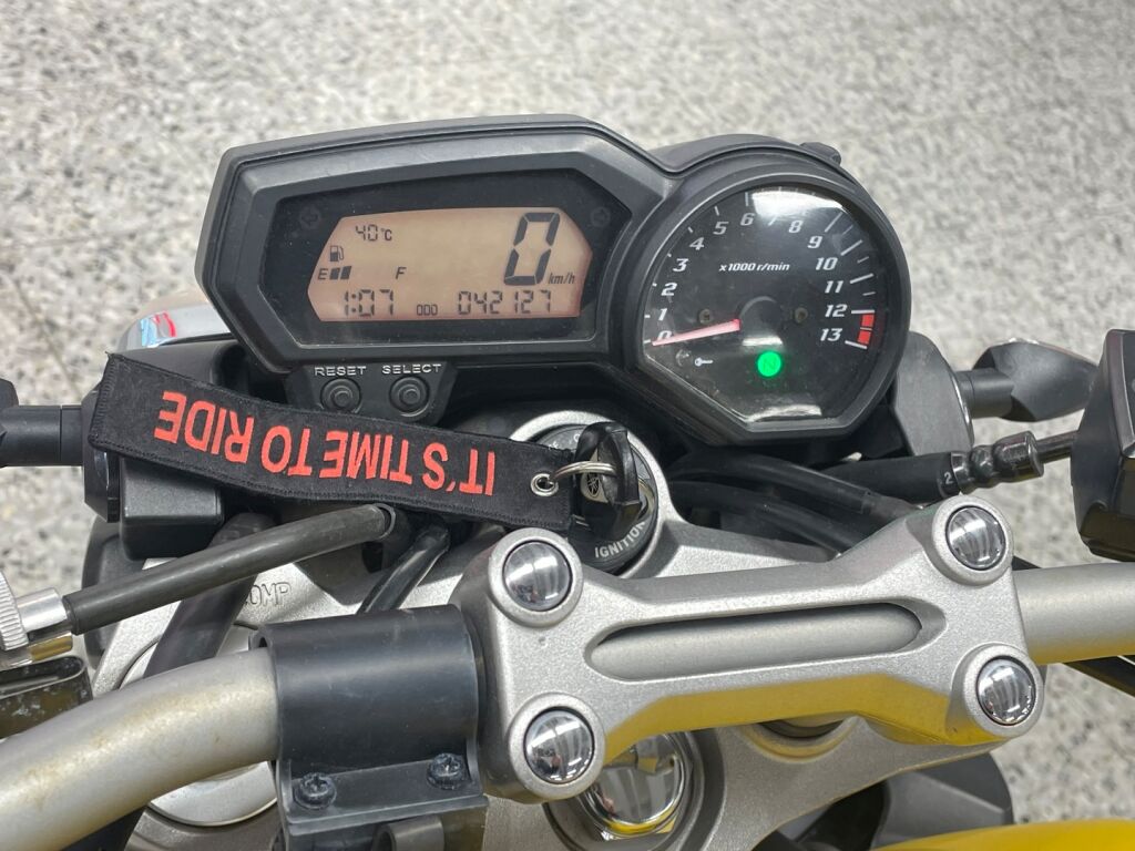 Yamaha FZ1 2006 