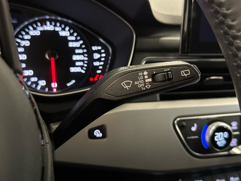 Audi A4 2020 Valkoinen