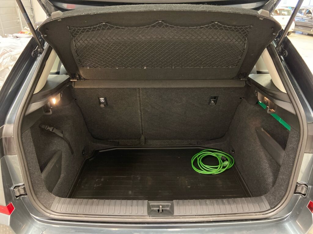 Skoda Kamiq 2019 Harmaa